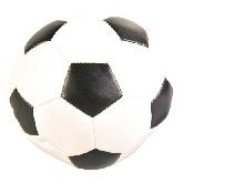 TRIXIE piłka futbolowa miękka dla psa 11cm